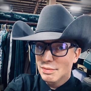 Meet your Posher, Jason